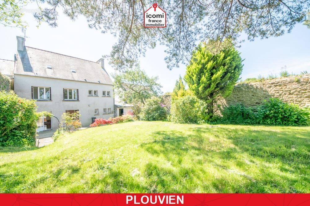 Maison à PLOUVIEN
