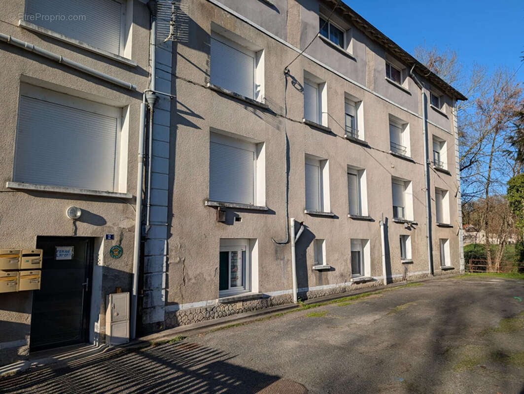 Appartement à LA MOTHE-SAINT-HERAY