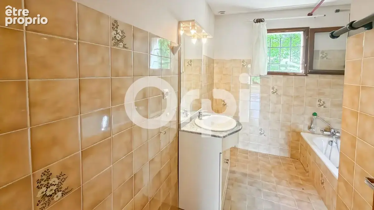 Maison À Vendre avec grange sur 5314 m² - photo 5