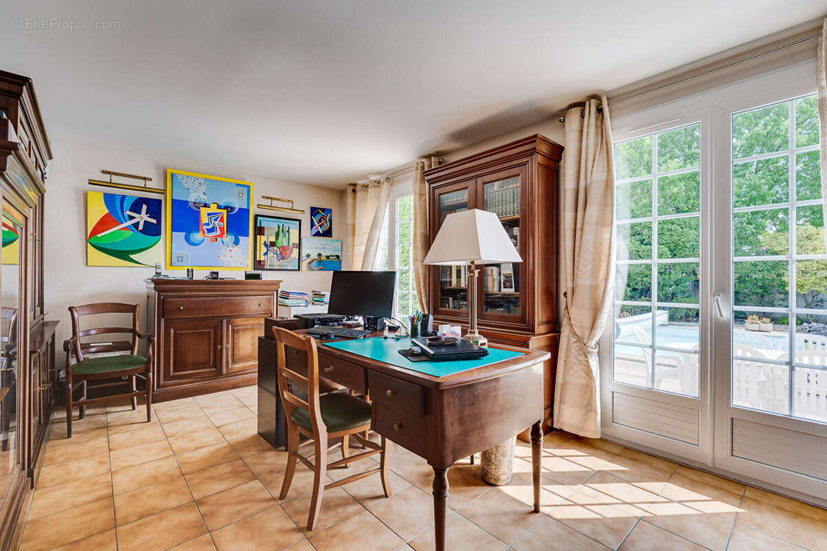 Maison 5 pièces à vendre à Pibrac - Quartier calme et bien desservi - photo 12