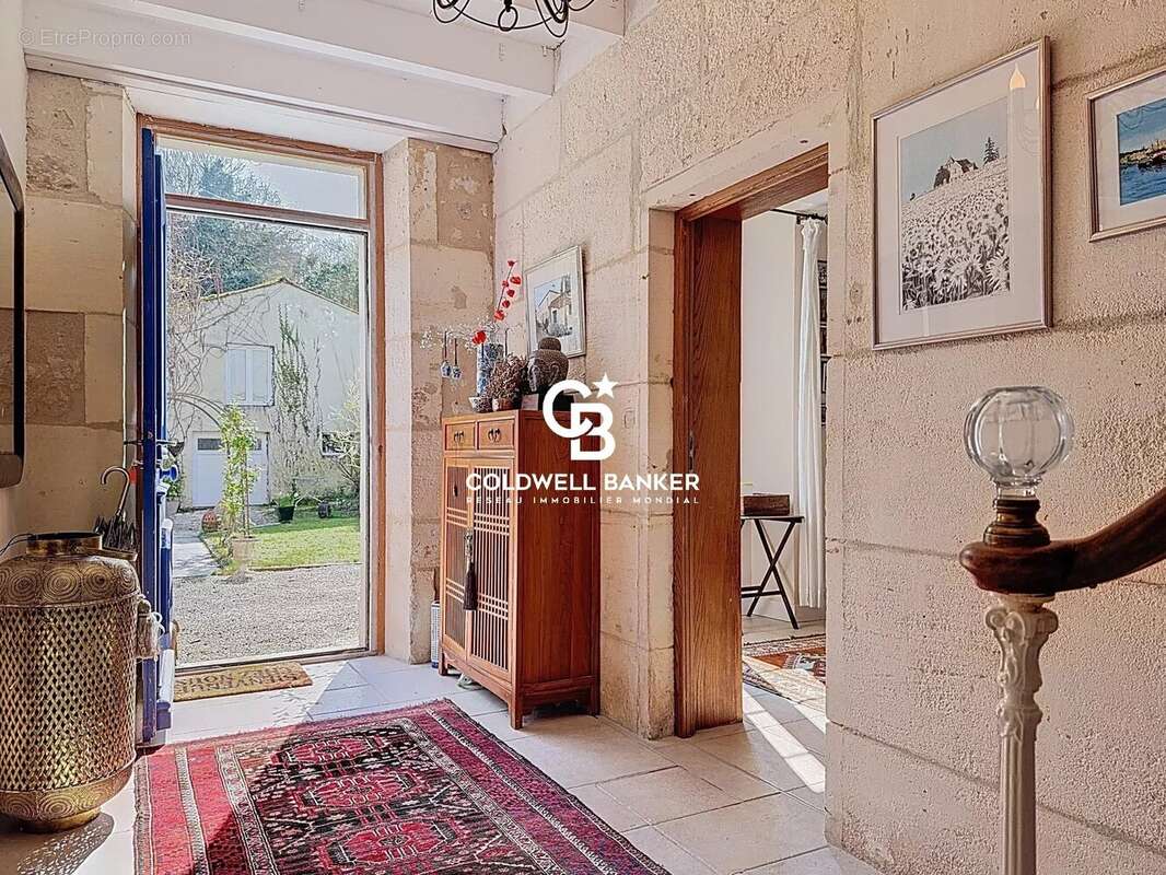 Maison à DOMPIERRE-SUR-CHARENTE