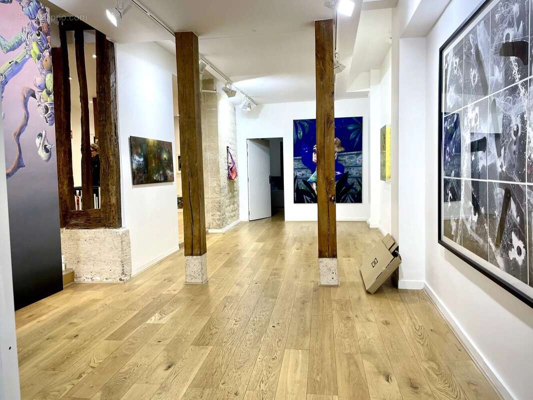 Commerce à PARIS-3E