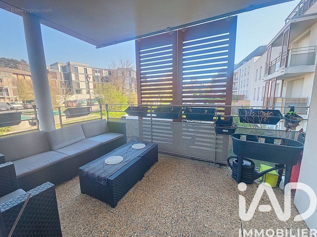Photo 1 - Appartement à VIRY