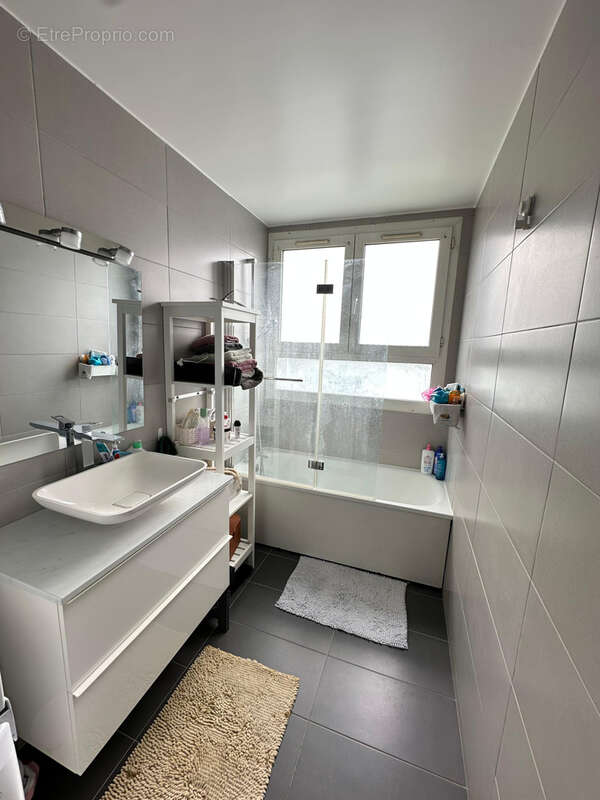 Appartement à SAINT-MICHEL-SUR-ORGE