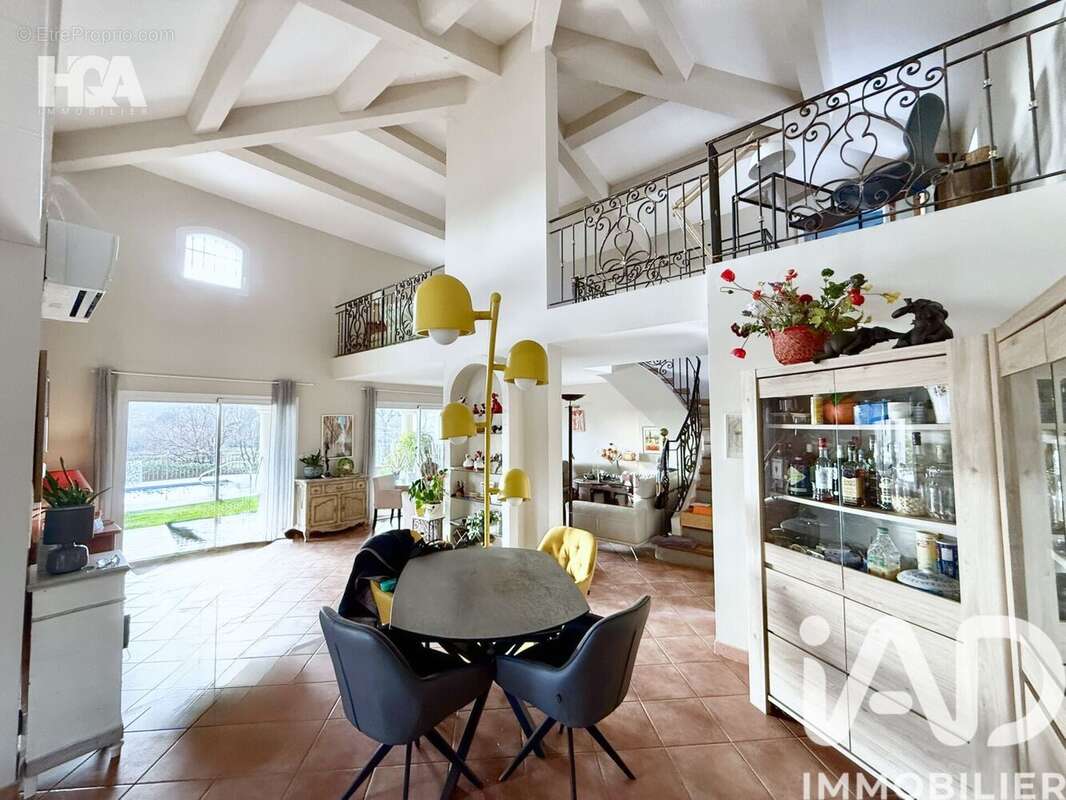 Photo 4 - Maison à SOLLIES-PONT