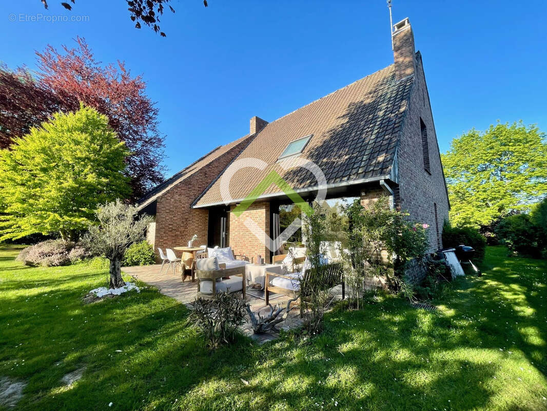 Maison à LOUVIL