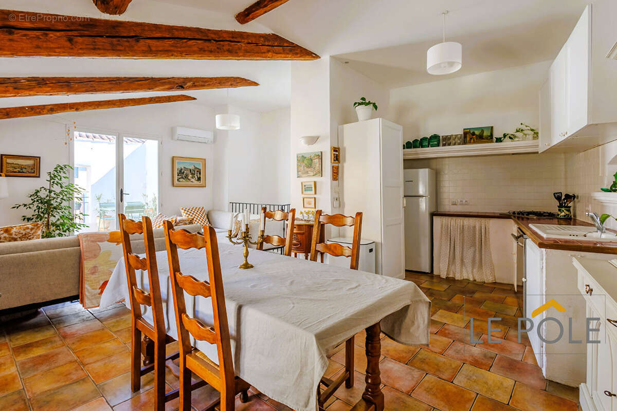 Maison à BEAUMES-DE-VENISE