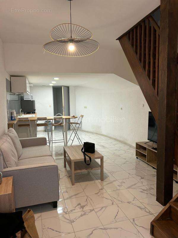 Appartement à SERVIAN