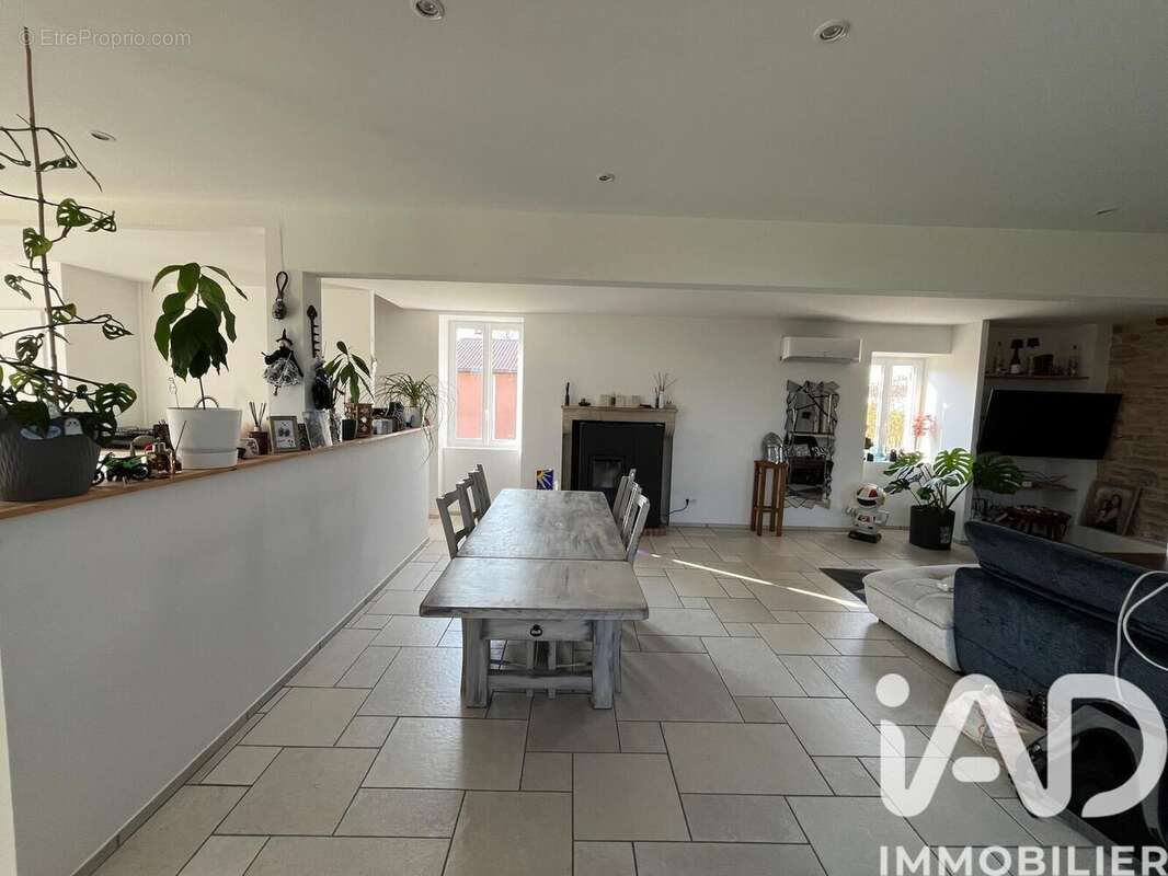 Photo 6 - Maison à MACON