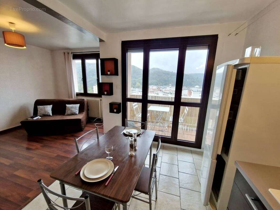 Appartement à ECHIROLLES