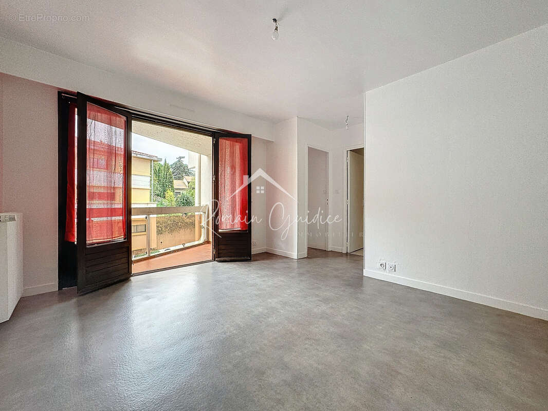 Appartement f2 de 38 m2 avec terrasse - photo 2