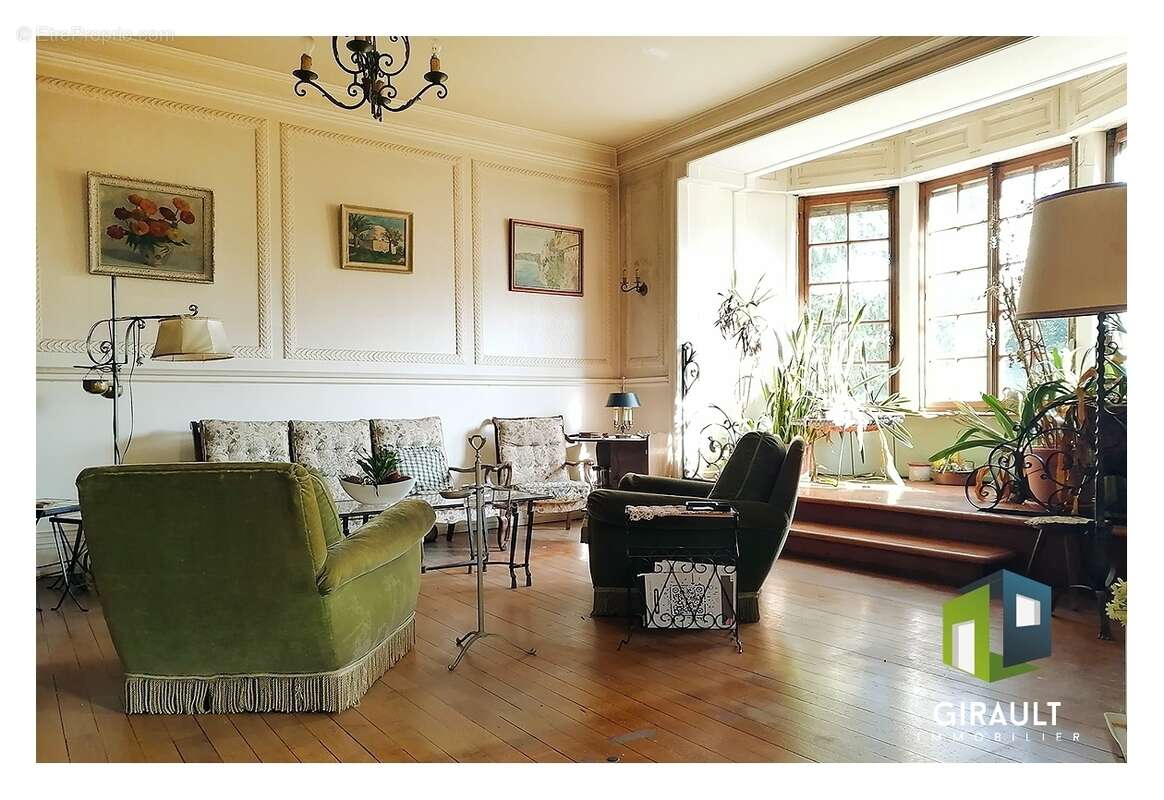 Maison 270 m² à Belfort  - photo 4