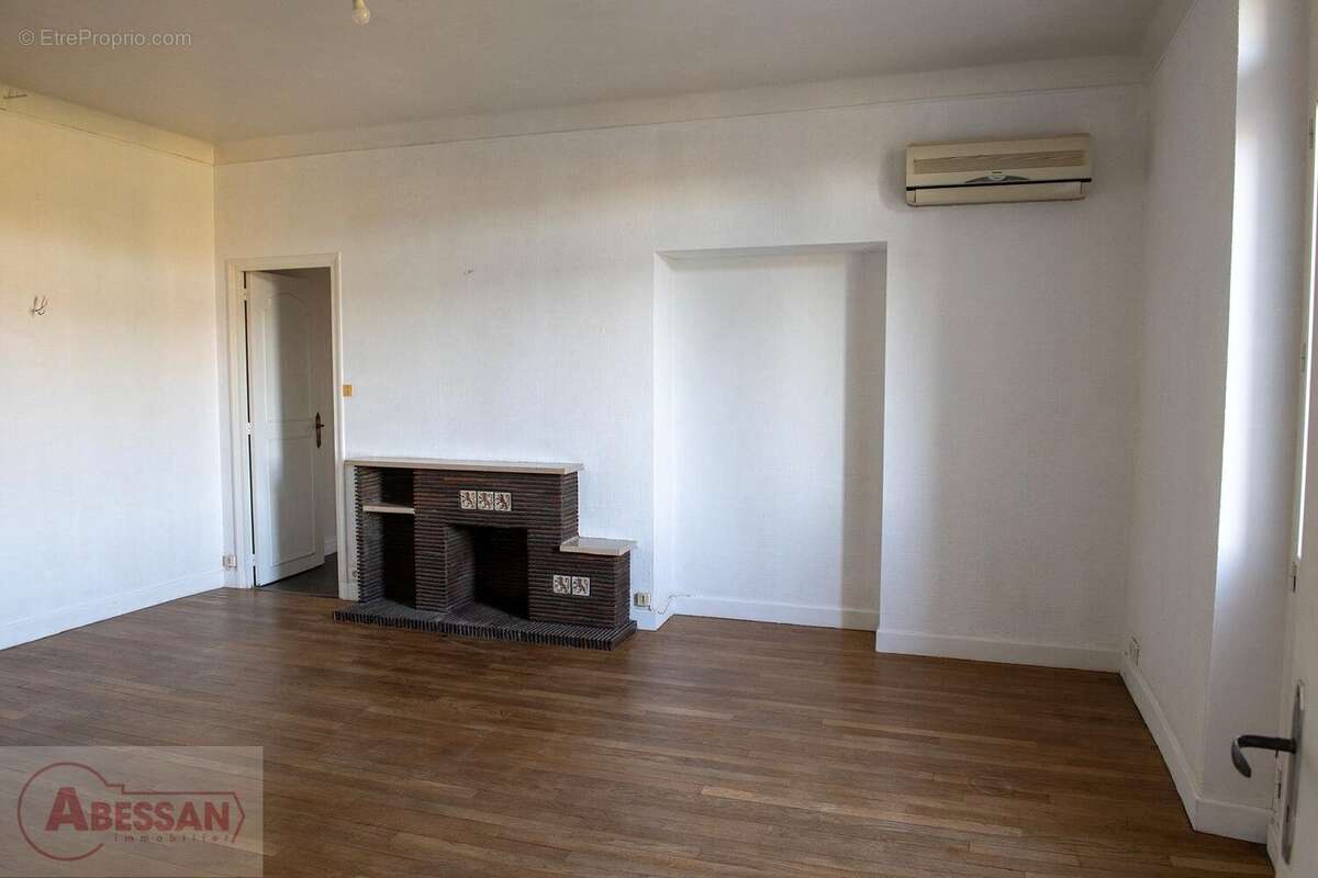 Maison 170 m² à Cordes-Sur-Ciel  - photo 3