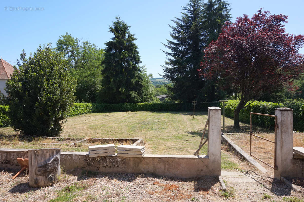 Maison de campagne et ses dépendances - photo 14