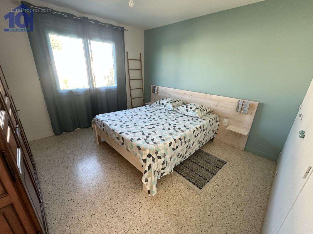 Maison à VALRAS-PLAGE