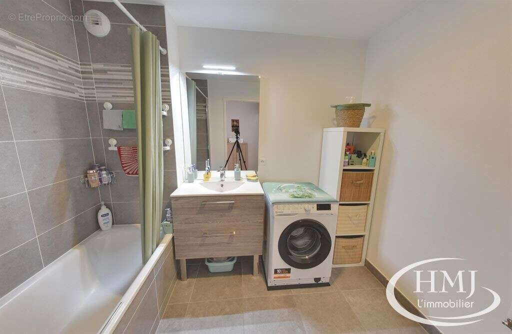 Appartement 79 m² à Courcouronnes  - photo 9