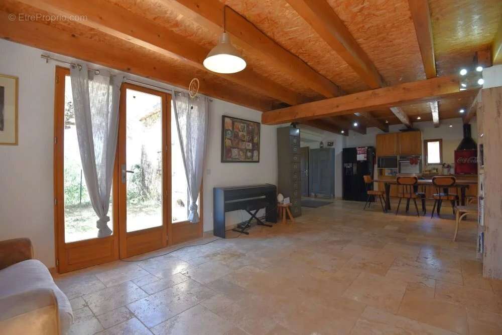 Maison à CLAVIERS