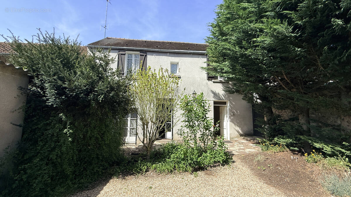 Maison à PLAISIR
