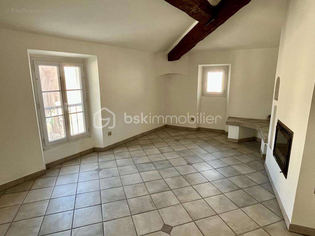 Charmant appartement T4 de 81 m2 en duplex au cœur de Roquebrune-sur-Argens - photo 10