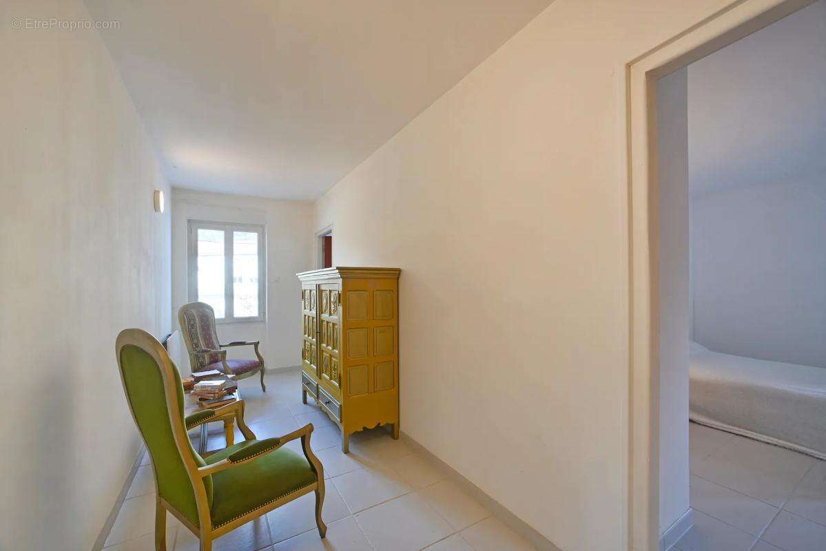 Maison à LES SALLES-DU-GARDON