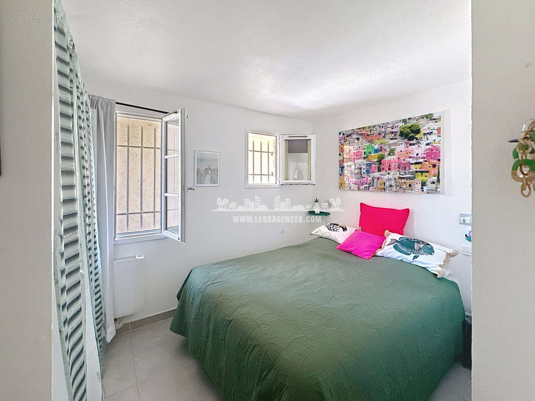 Appartement à COGOLIN