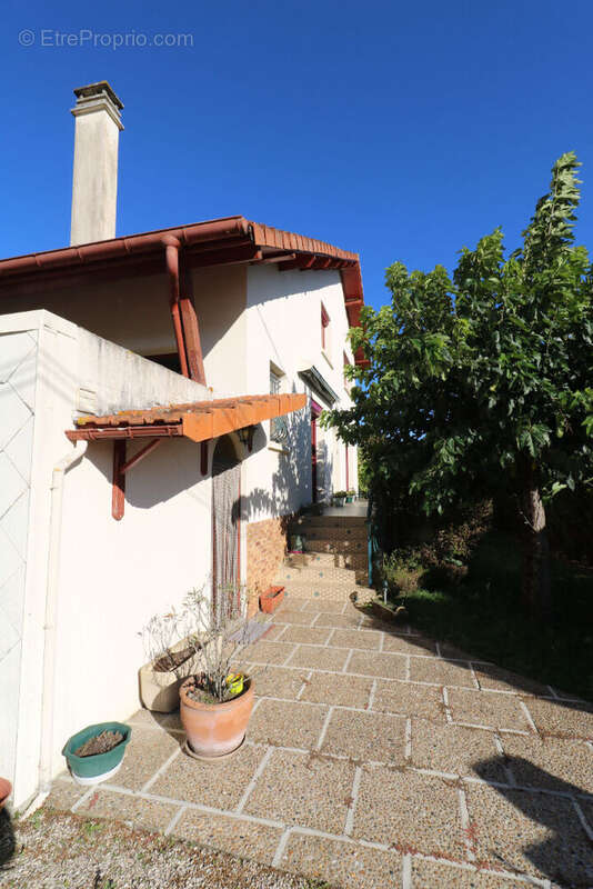 Maison à OURSBELILLE