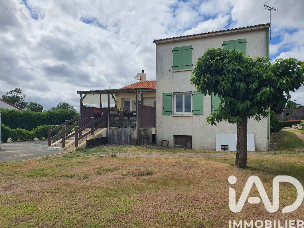 Maison 100 m² à La Rabateliere  - photo 2