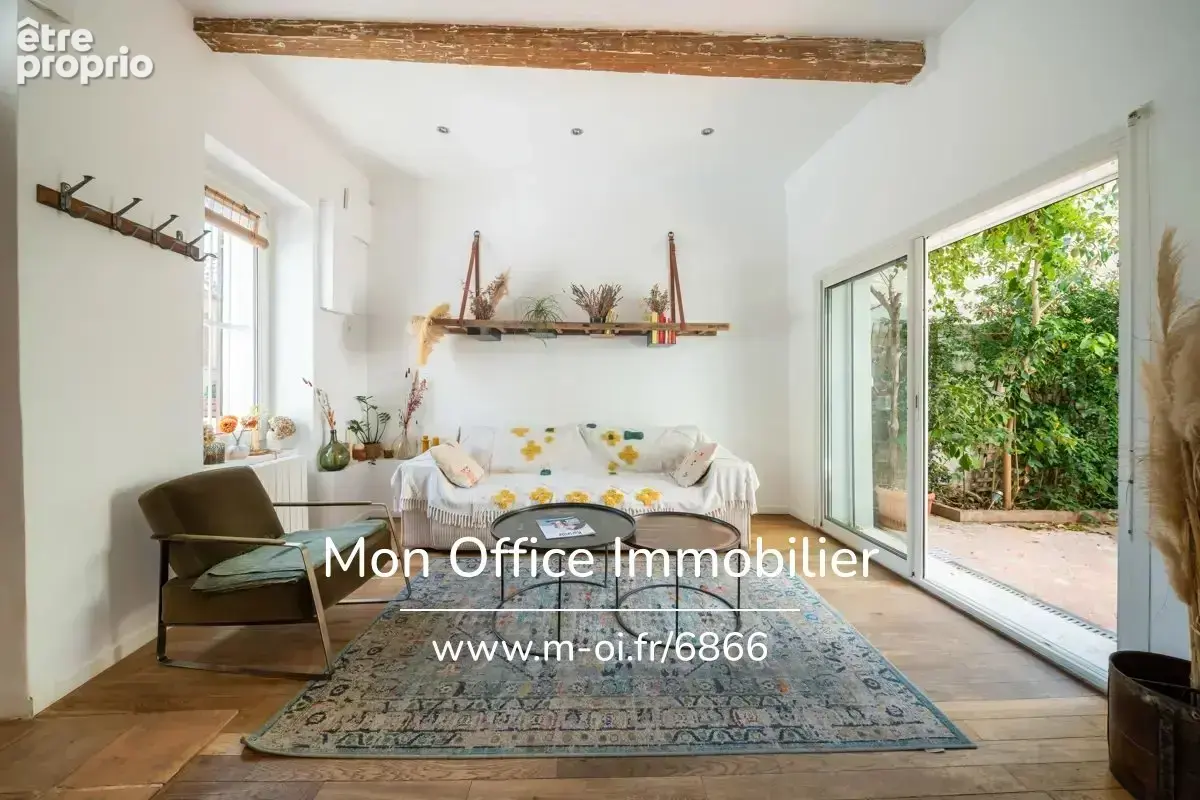 Référence : 6866-CLA. - Belle maison rénovée de type 5 avec terrasse à 10 minutes à pied de la mer - photo 4