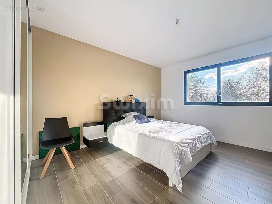 Maison à VILLARS-LES-DOMBES