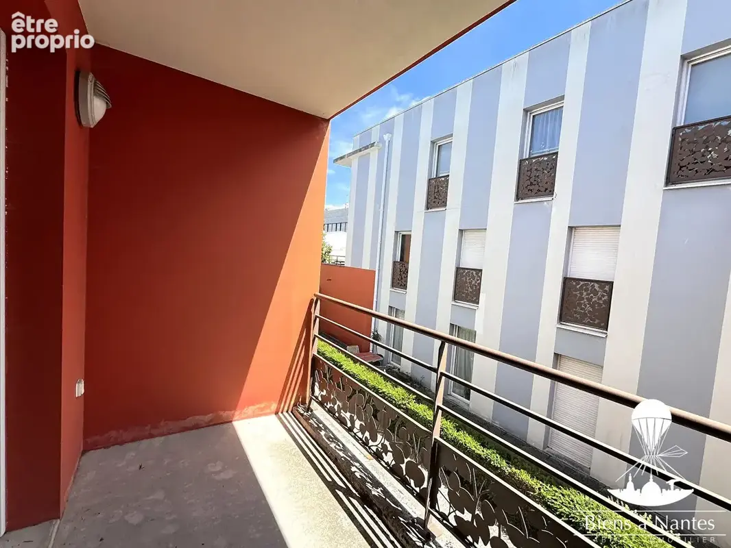 A vendre grand appartement  T2 Nantes Canclaux balcon et garage - photo 7