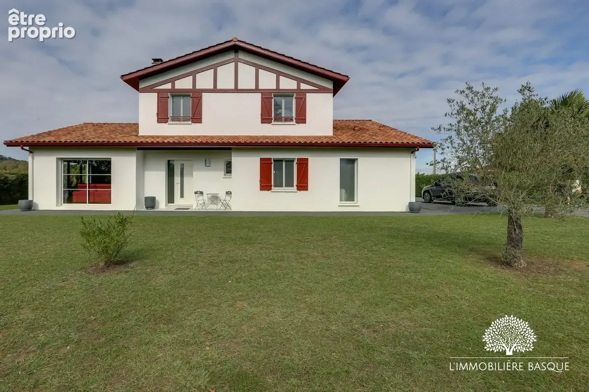 Maison 6 pièces 173 m² à vendre à Ustaritz (64480) - photo 2