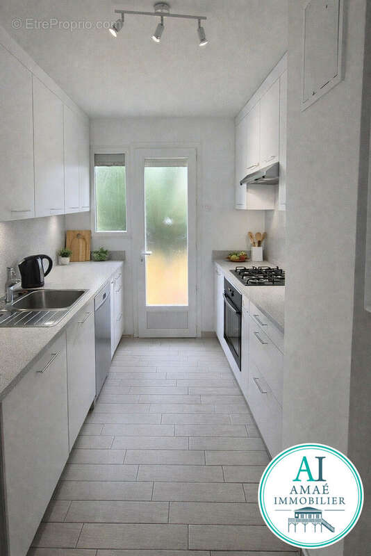 Projet d'aménagement IA - Appartement à BORDEAUX