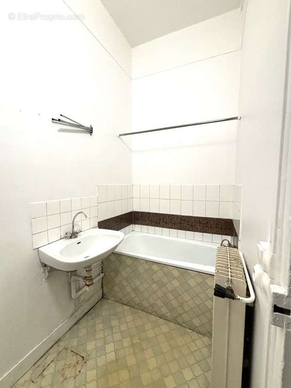 Appartement à PARIS-19E