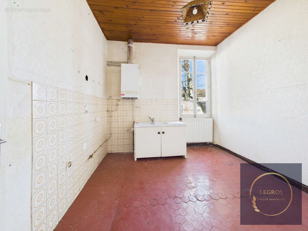 Magnifique Mas Provençal au Thor - Potentiel d'Investissement - photo 8