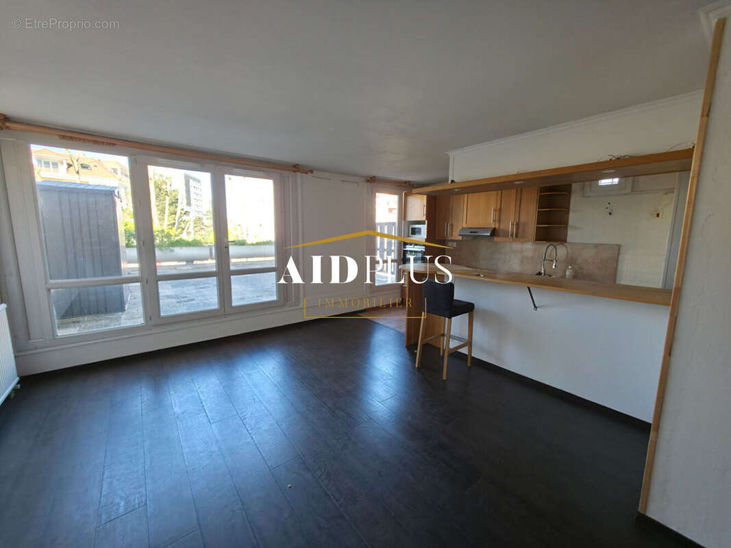 Appartement à TAVERNY