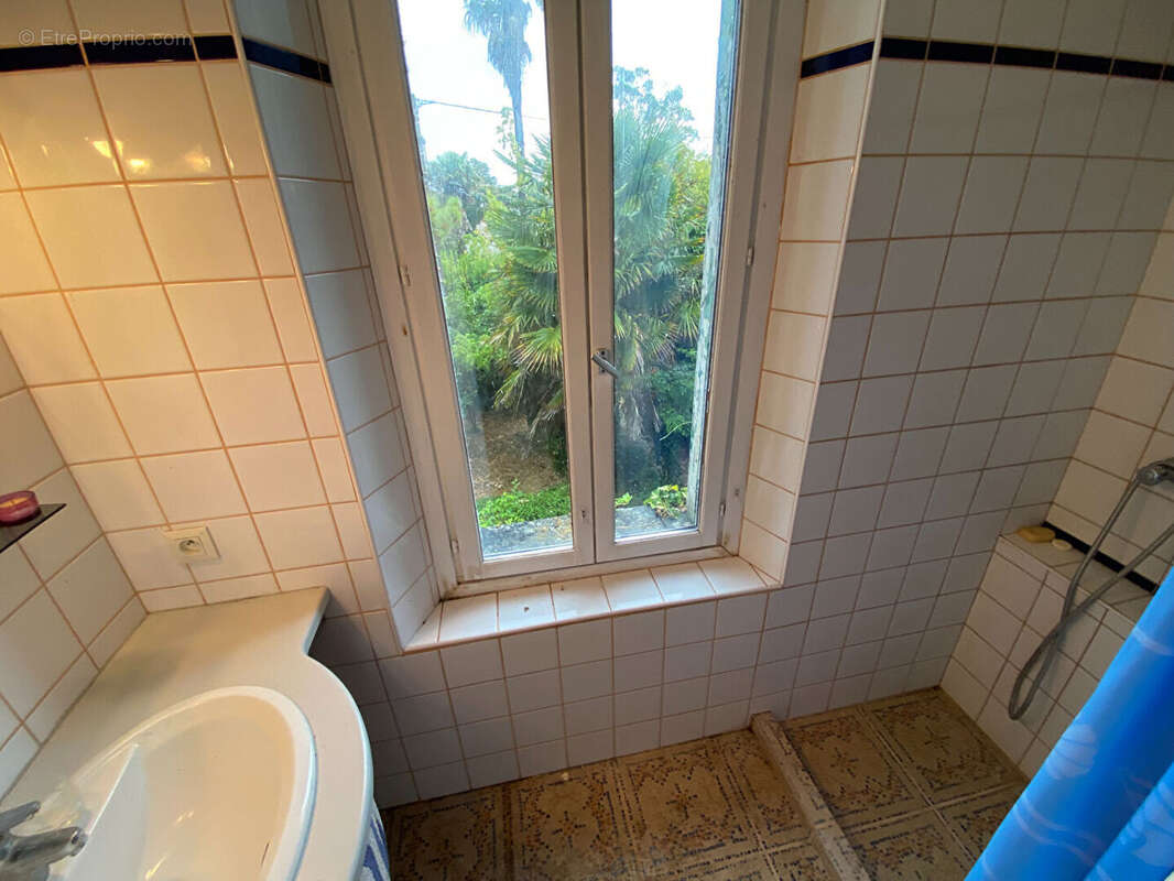 BOURCEFRANC - Maison de maitre - 3 chambres - 103 m² - photo 10