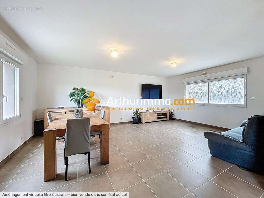 Maison à SAINT-PIERRE-DE-CHANDIEU