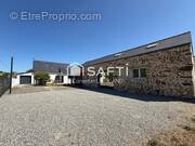 Photo 1 - Maison à THEHILLAC