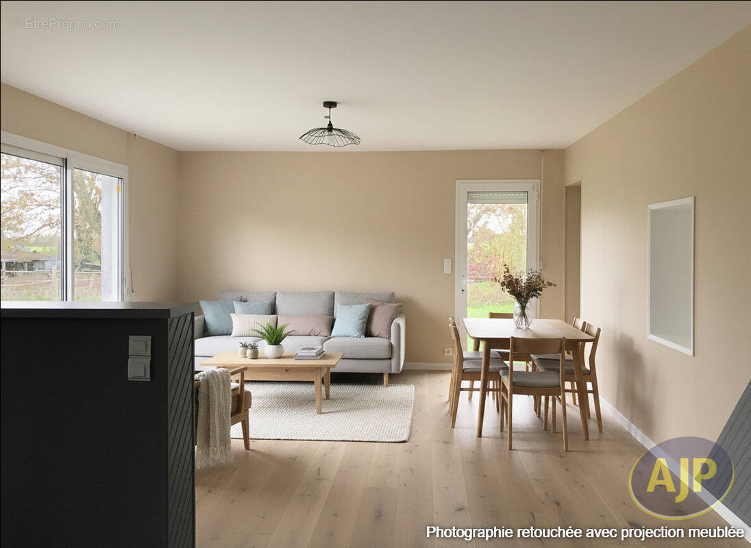 Maison à MAULEVRIER