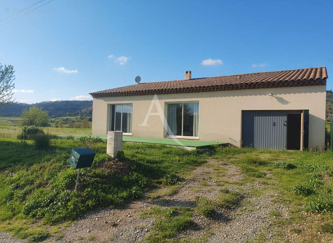 Maison à TOURNISSAN