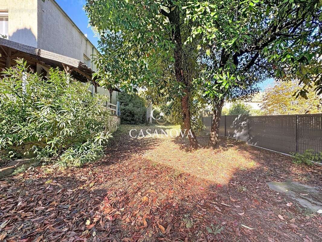 Maison à CLERMONT-L&#039;HERAULT