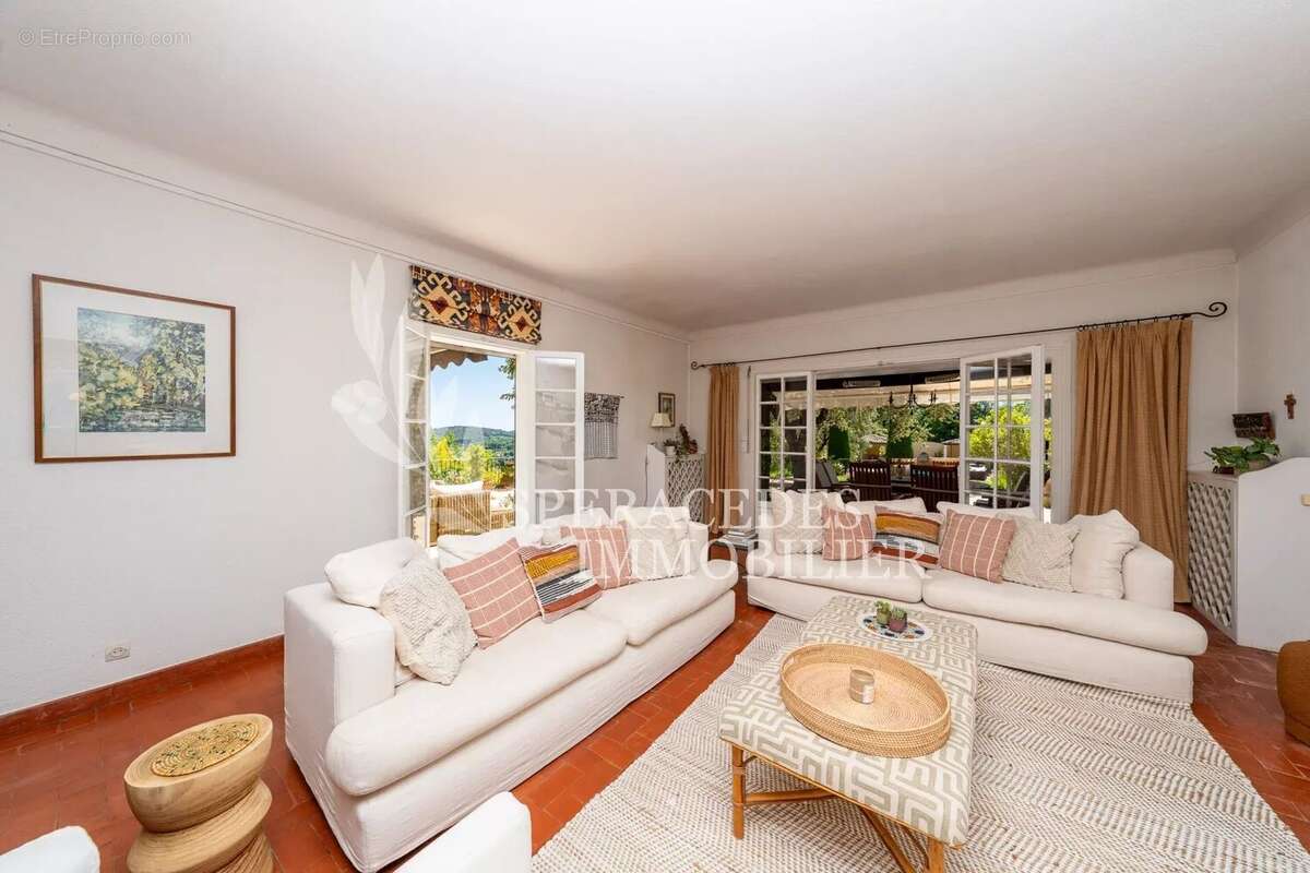 Opio - Belle propriété vue sur le golf 1,6 ha - photo 9