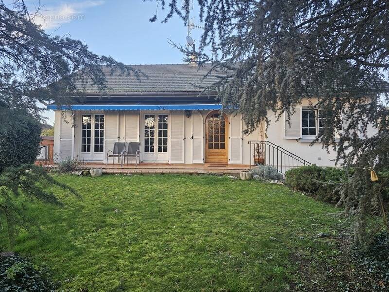 Maison à LONGVIC