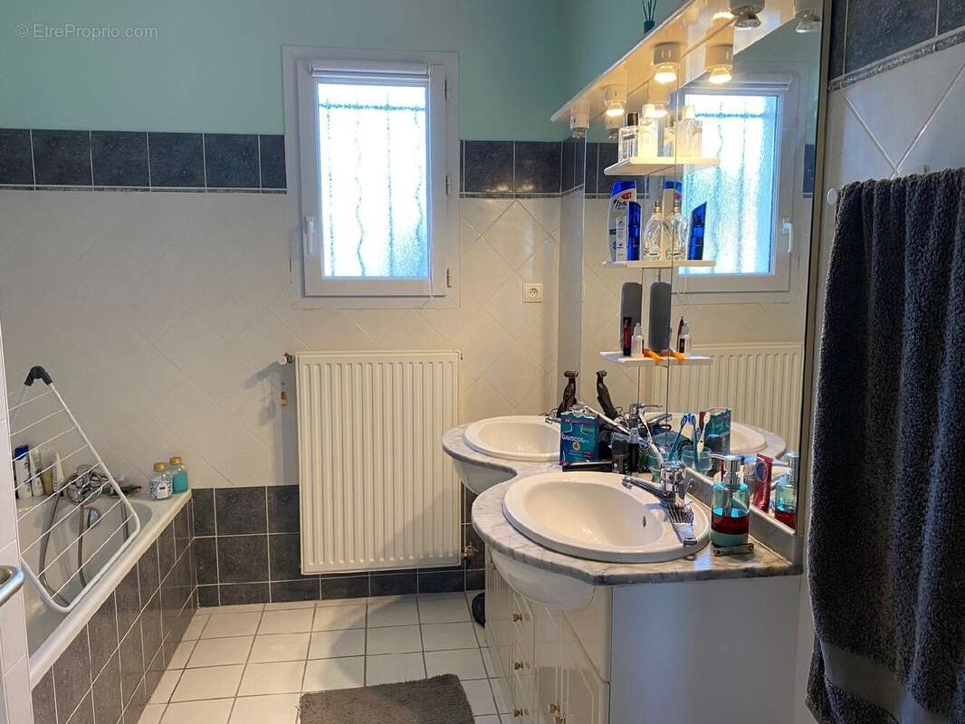 Maison à FONTENILLES