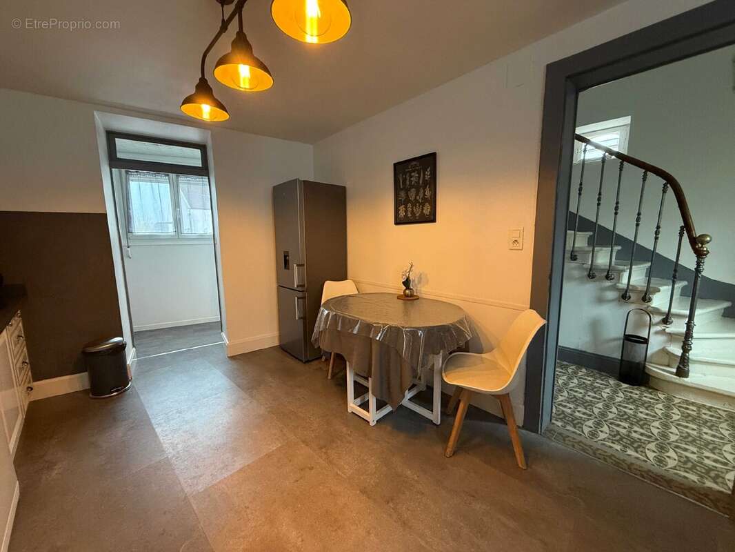 Maison à MONTHUREUX-SUR-SAONE