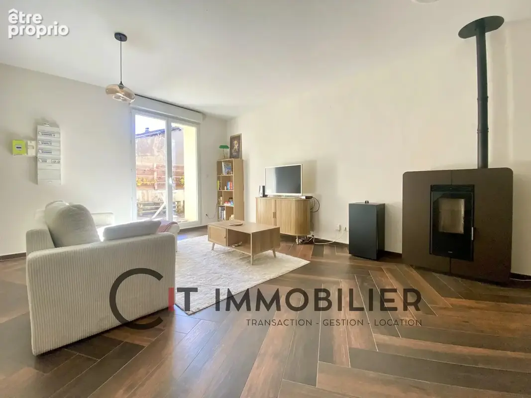 Maison duplex avec terrasse et parking - photo 6