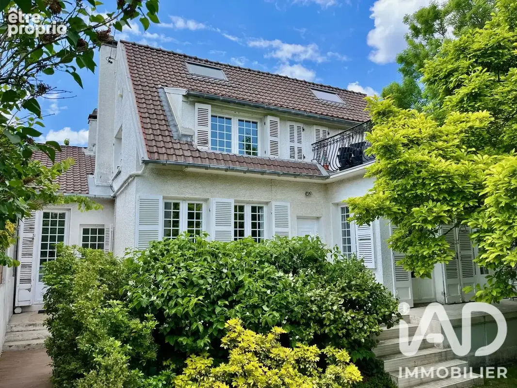 Photo 1 - Maison à ISSY-LES-MOULINEAUX