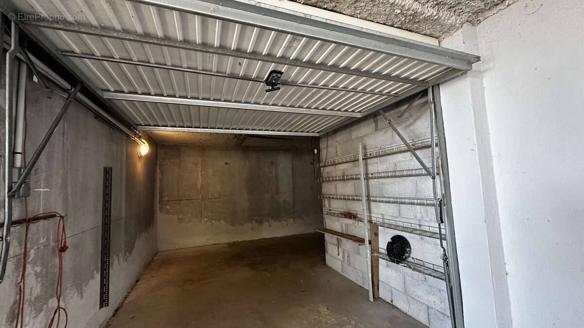 Appartement à BORMES-LES-MIMOSAS