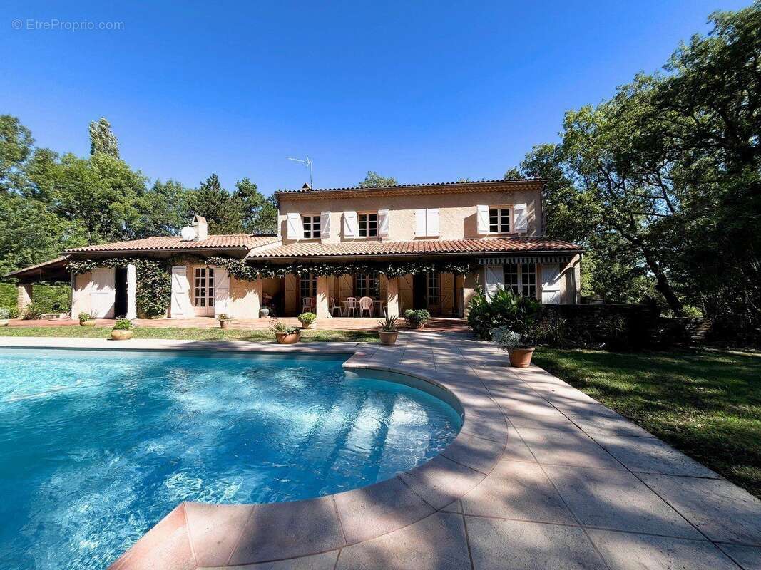 Maison à VIGOULET-AUZIL