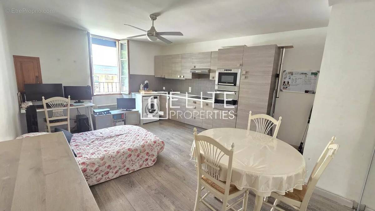 Appartement à MOUGINS